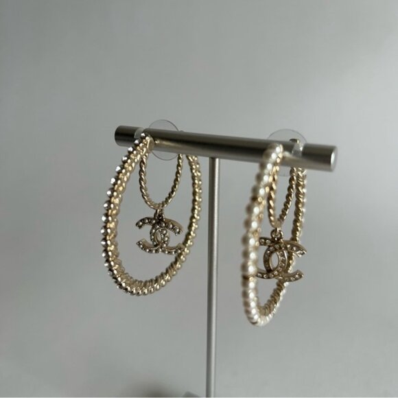 Chanel 2020 Crystal & Faux Pearl Mismatch Hoop Earrings - Picture 10 of 13